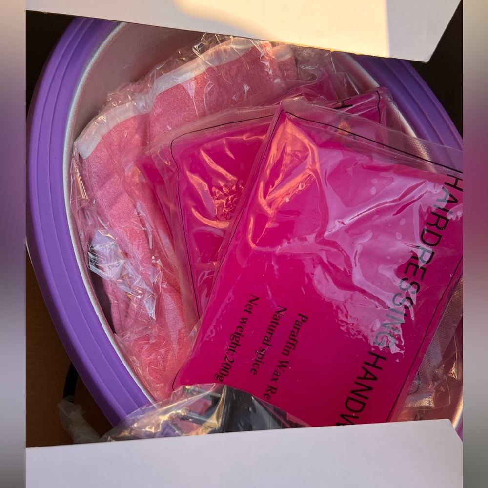 Wax Warmer: hair removal kit